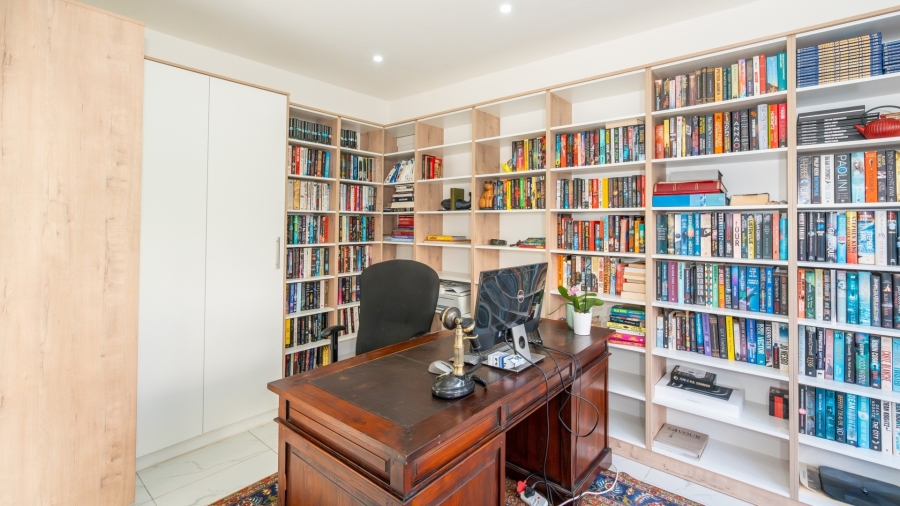 4 Bedroom Property for Sale in Shelley Point Western Cape